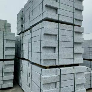 娄底 路沿石，板板正正的路沿石