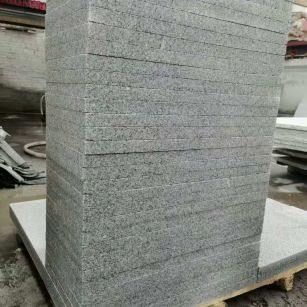 娄底 花岗岩 地铺成品300*600，尺寸标准、厚薄均匀