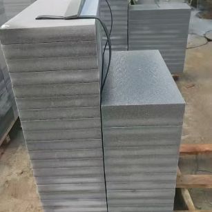 娄底 芝麻灰火烧面300*600*50地铺石材