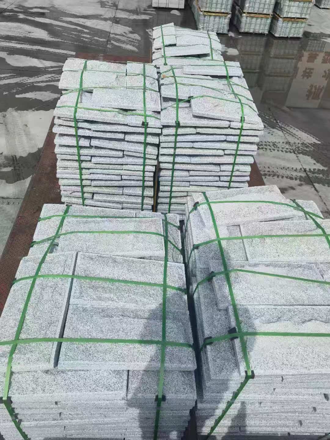 娄底 芝麻白蘑菇石装车出货