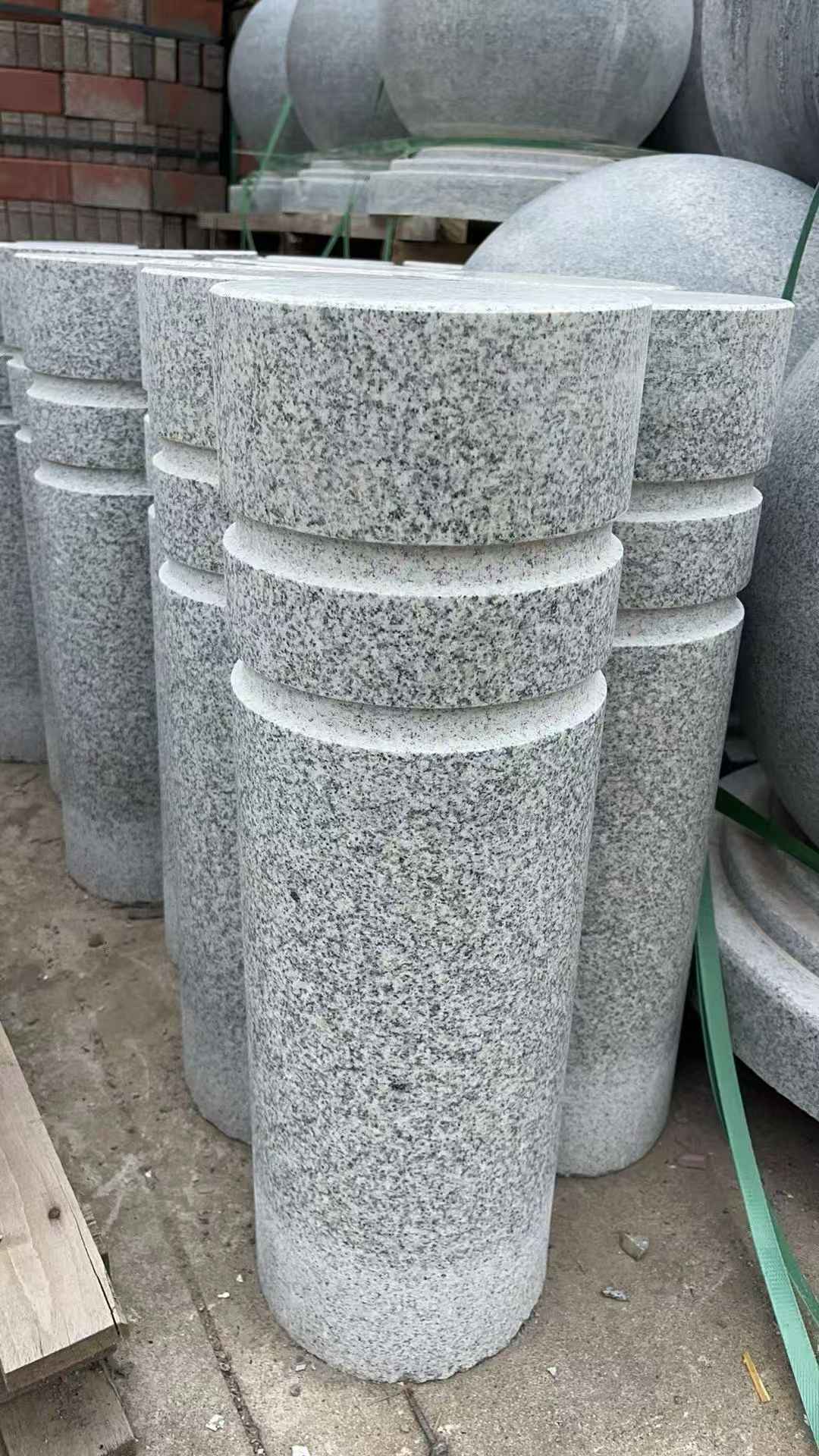 娄底 芝麻白花岗岩挡车柱、隔离柱多少钱