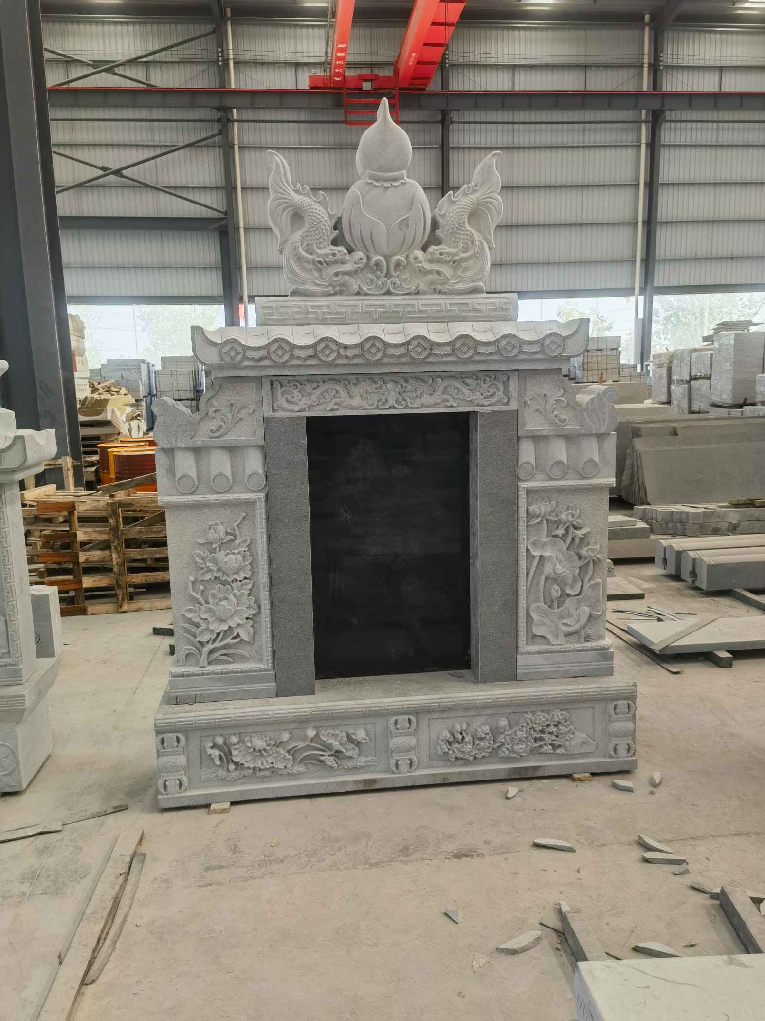 娄底 芝麻灰高档墓碑、土墓，一套也支持定做