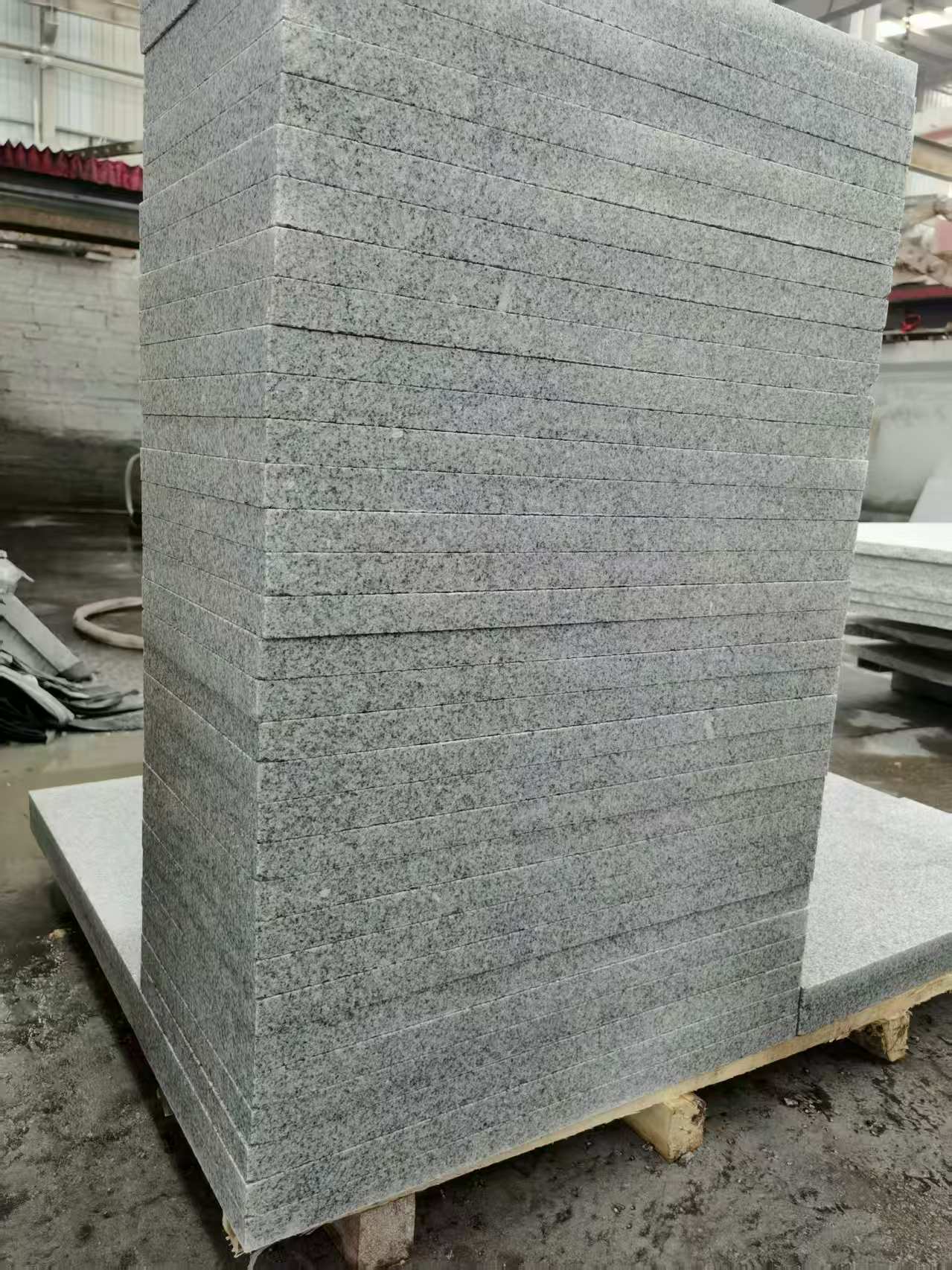 娄底 花岗岩 地铺成品300*600，尺寸标准、厚薄均匀