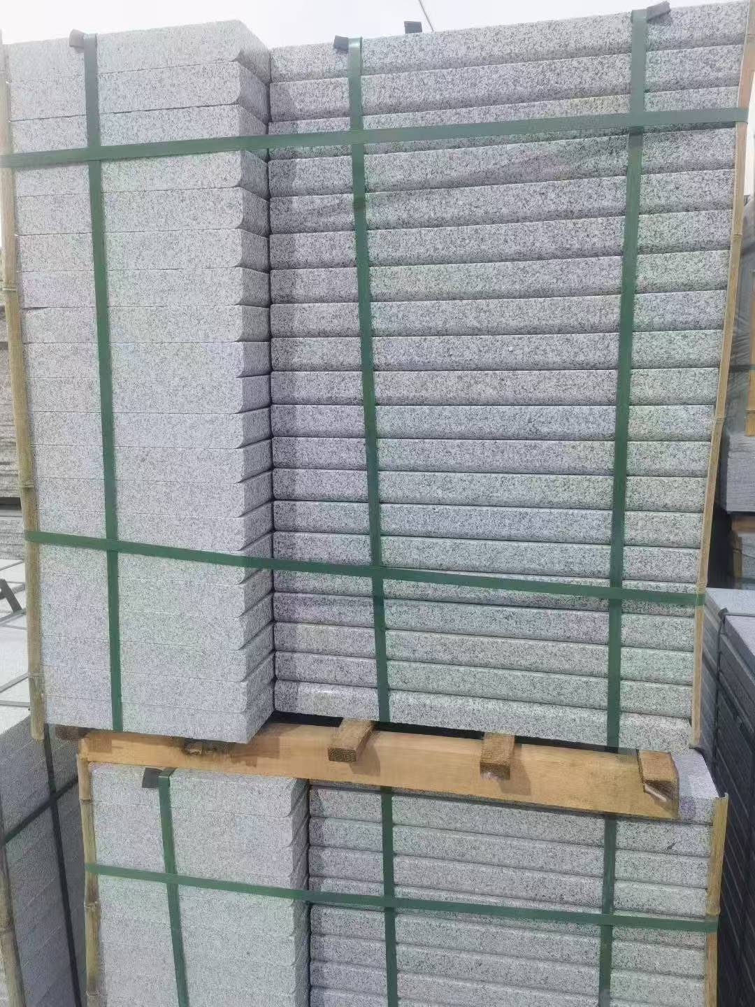 娄底 5公分芝麻白，倒斜角，室外楼梯踏步